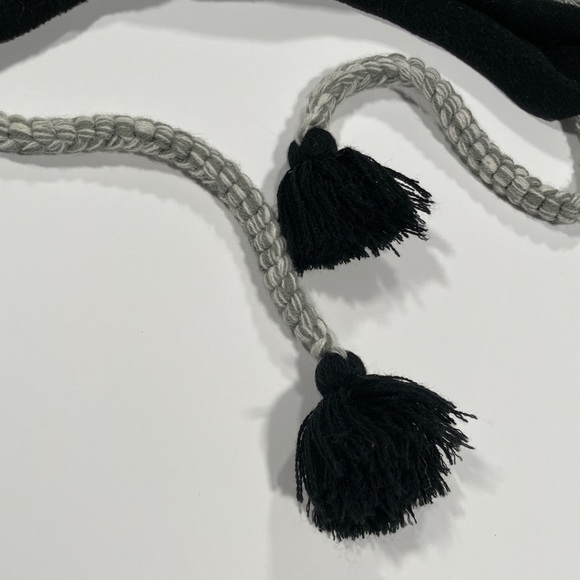 D&Y Knitted Sock Monkey Fleece Lined Winter Hat With Ties - Picture 5 of 7